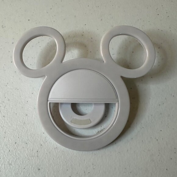 Mickey and Friends Selfie Ring Light LED light clip on selfie ring light - Picture 4 of 9